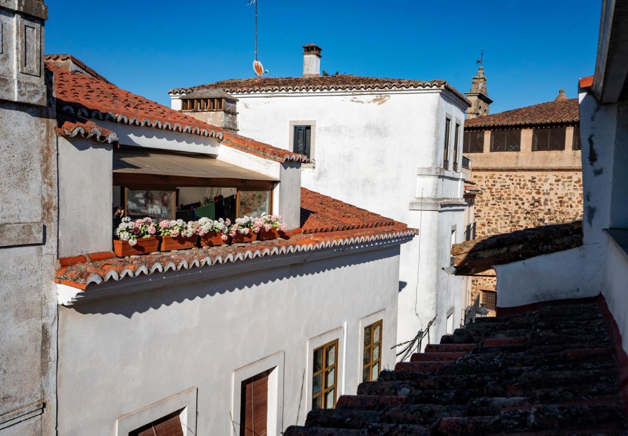 Apartamentos Caceres Historico Centro Exterior foto